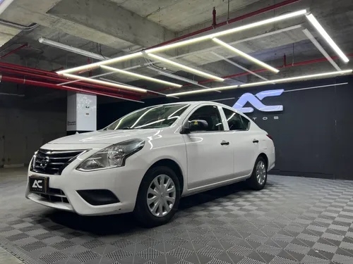 Nissan Versa 1.6 Drive At