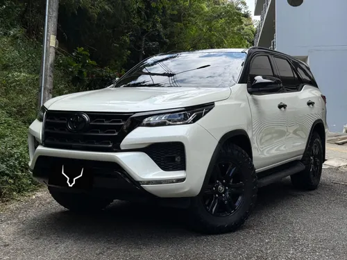 Toyota Fortuner 2022 diesel 