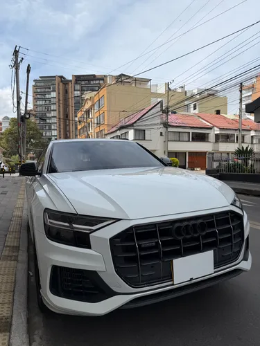  Audi Q8 Progressive 2019