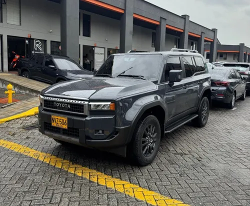 Toyota Prado TXL 2.8 Turbo diesel 4x4 2025