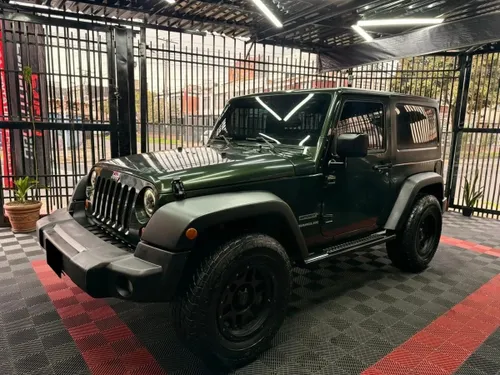 Jeep Wrangler 3.8 Sport 2011