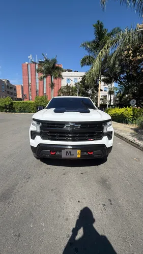 CHEVROLET SILVERADO Z71 LT 2024 