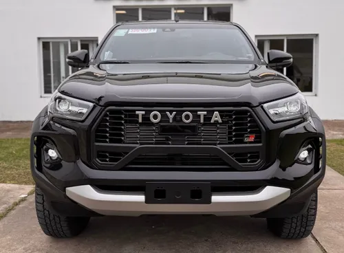 TOYOTA HILUX  GR  2026  AT  2.8  DIESEL