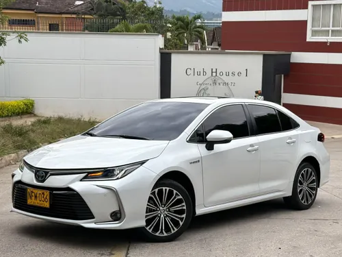 TOYOTA COROLLA SEG HÍBRIDO  2023 