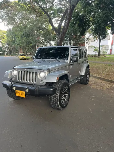 Jeep wrangler Sahara 2018