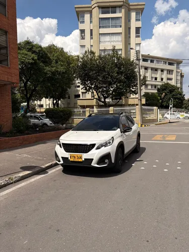 Peugeot 2008 Mod 2023 - 27K Km