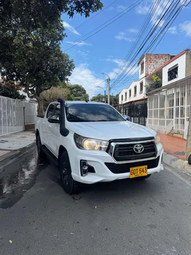 Toyota hilux 2019 2.4 diesel
