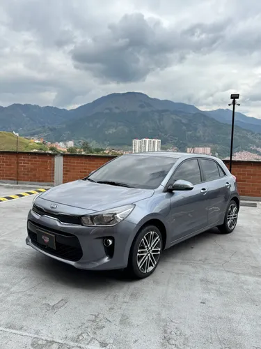 Kia rio vibrant automatico 2019