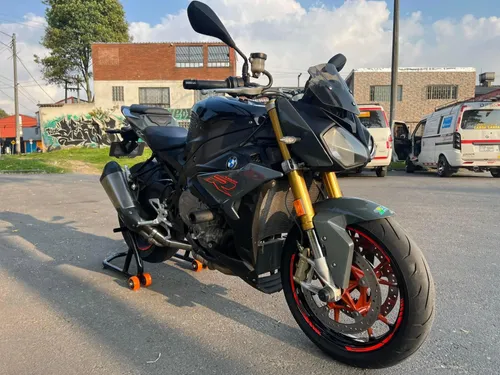 BMW S1000r 