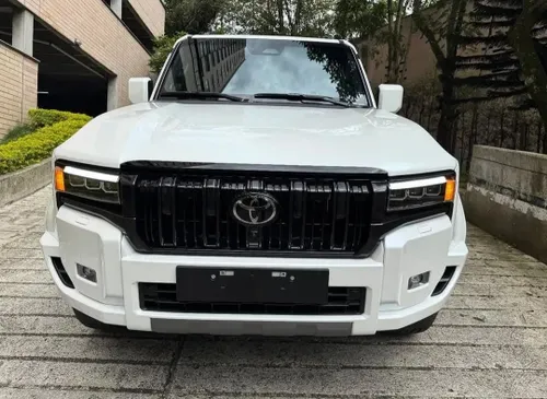 Toyota Prado VX 2026