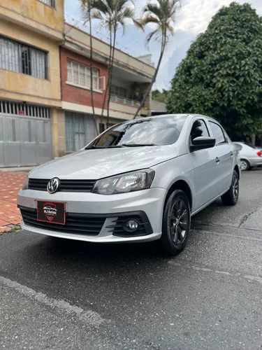 Volskwagen Voyage comfortline 2018