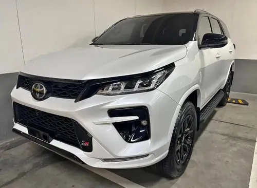 Toyota Fortuner GR 2026