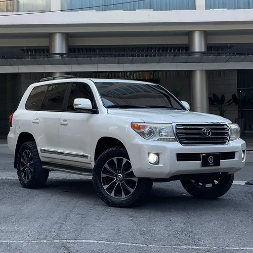 TOYOTA LAND CRUISER LC200 VXR B2 2015