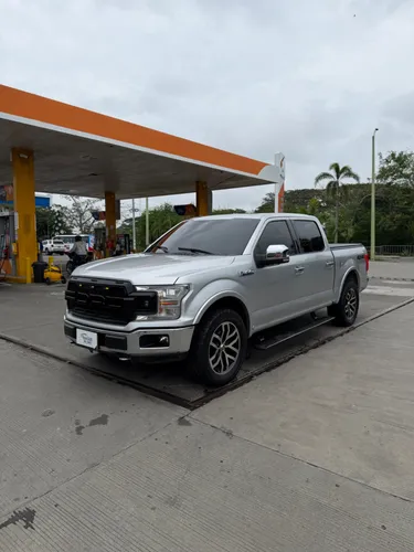 Ford F-150 3.5cc Lariat 2019