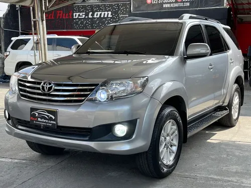 Toyota FORTUNER 2015  2.7L MT 2700CC 4X2
