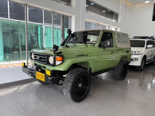 TOYOTA LAND CRUISER CARPADO RESTAURADO 1993