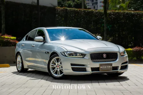 JAGUAR XE 2.0L PRESTIGE 2017