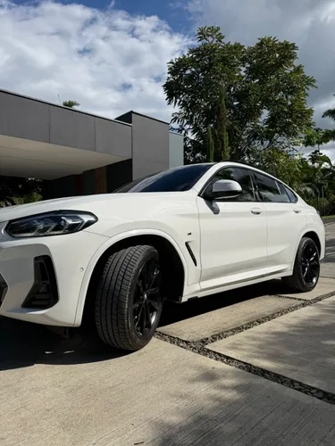 BMW X4 PAQUETE M
