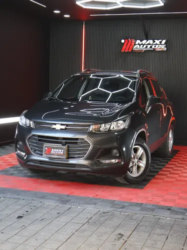 CHEVROLET TRACKER LS 2017 1.6L MECANICA 4X2 GRIS KMS 79.000