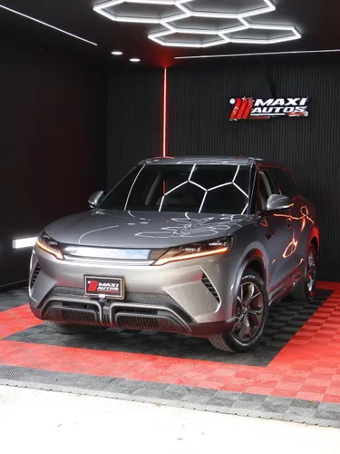 BYD YUAN UP 2025 ELECTRICA AUTOMATICA 4X2 PLATA KMS 19.700