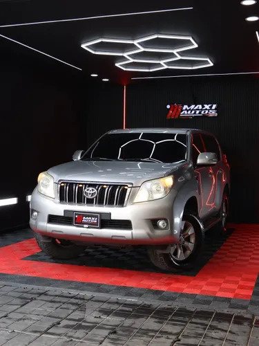 TOYOTA PRADO TX 2012 4.0L AUTOMATICA 4X4 PLATA KMS 210.000
