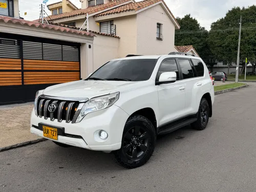 TOYOTA PRADO TX 3.0 DIESEL 2015 BLINDAJE 2 PLUS