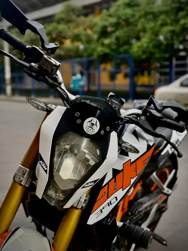   KTM Duke 390  Modelo 2015 - 63.000km