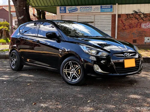 Hyundai Accent i25 2012