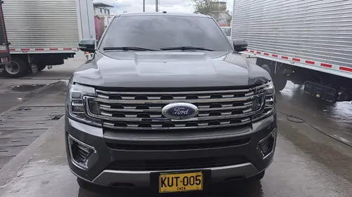 FORD EXPEDICION 2021