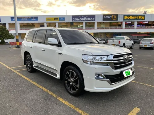 Toyota Land Cruiser Sahara Lc200 GRX - 2020