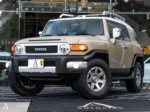 Toyota FJ Cruiser 