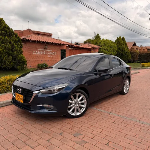 Mazda 3 Grand Touring 