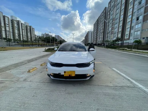 Kia k3 cross zénith  2025 