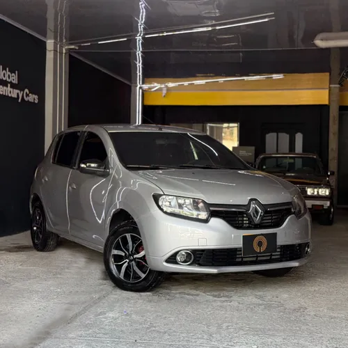 Renault sandero exclusive 