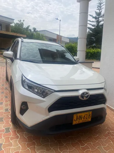 TOYOTA RAV4 4X2 MODELO 2020