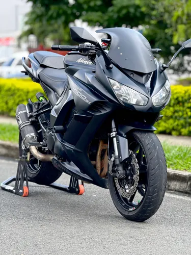 Vendo Kawasaki Z1000 SX 2015