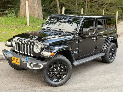 Jeep Wrangler Sahara 2023 Híbrido 