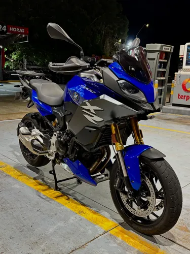 BMW F900xr