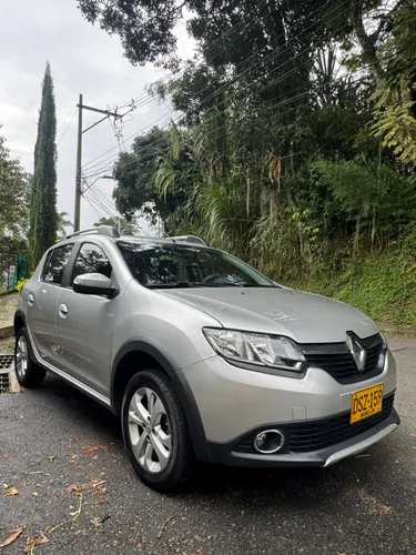 Renault Sandero Stepway 16 MT  2018