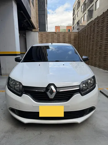 Renault Sandero 16 night day 2017 