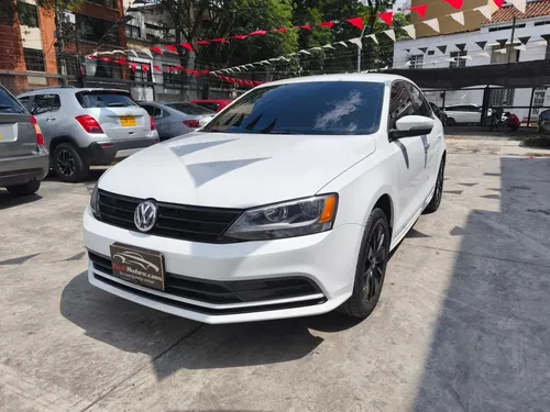 Volkswagen JETTA 2016  COMFORTLINE TP 2000CC 4AB ABS