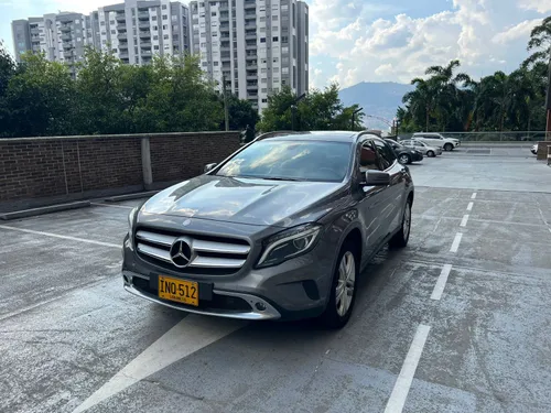 Mercedes GLA 200