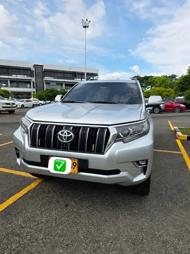 TOYOTA PRADO TXL BLINDADA 