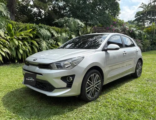 KIA Río Vibrant 2022 Automático 