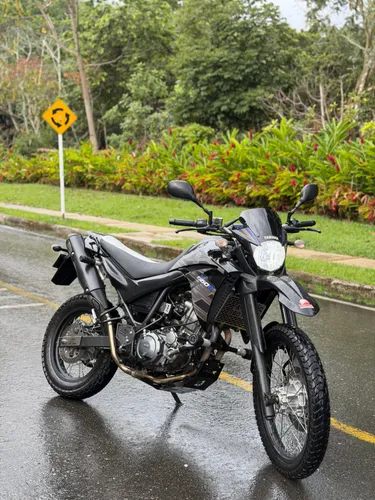 YAMAHA XT 660 R