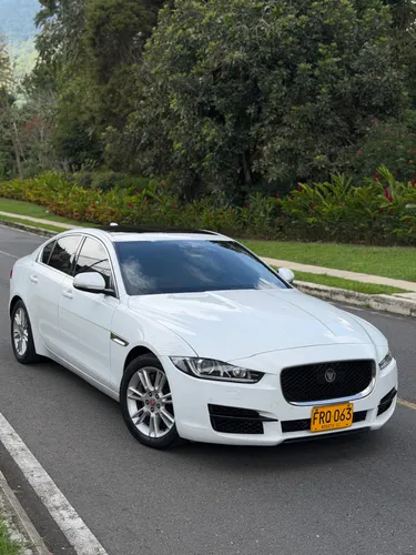 Jaguar XE Prestige 2018