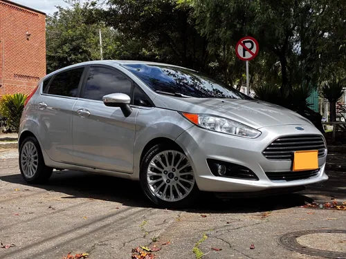 Ford Fiesta Titanium 2015