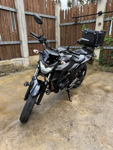 Yamaha fz25 dark edition 2023