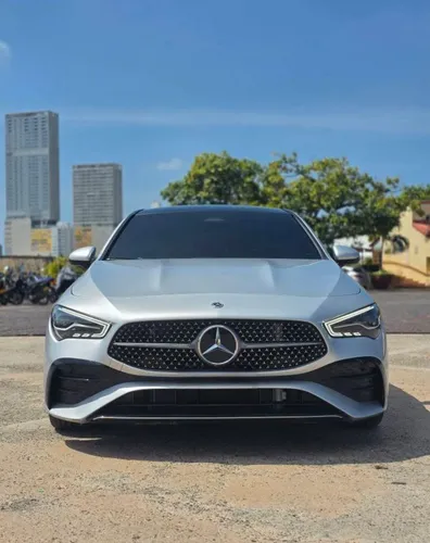MERCEDES BENZ CLA AMG 200 - 2024