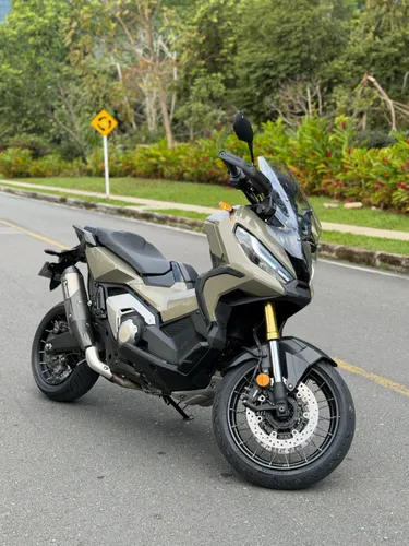 HONDA X-ADV 750  2024